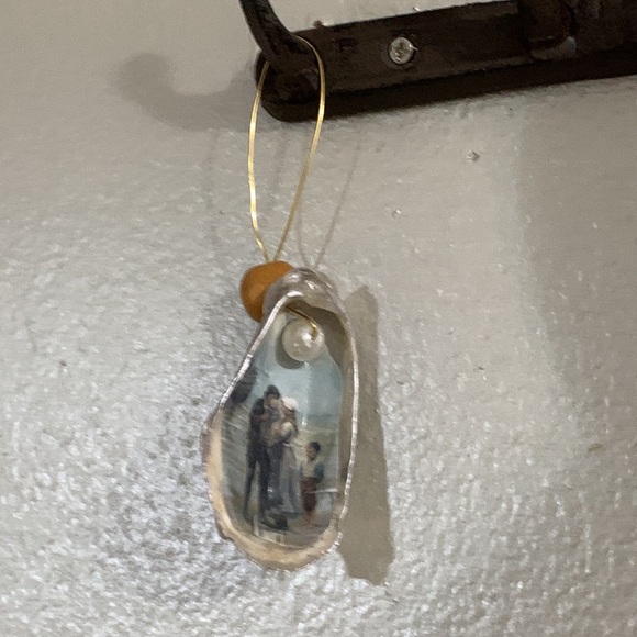 Hanging Decoration or  Ornament, Decoupage w hand painted edging and glazed - Picture 9 of 9